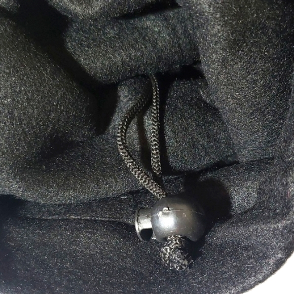 NWT UMO Lorenzo Red & Black Fleece Neck Face Mask Half-Face Cover. - Picture 10 of 10